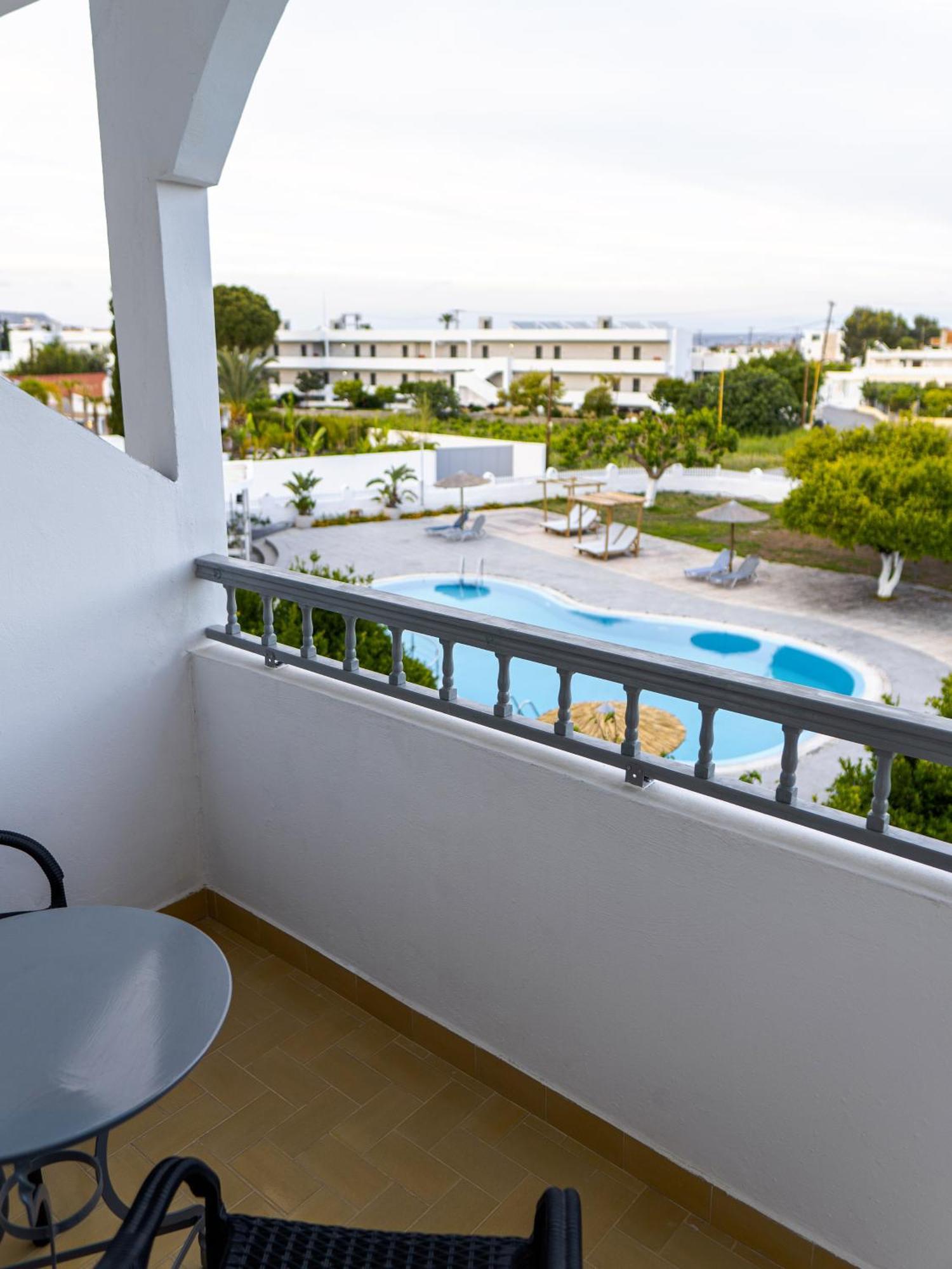 Manos Pension Faliraki Exterior photo