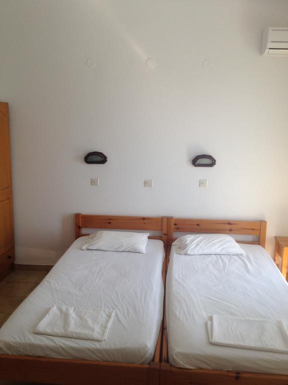 Manos Pension Faliraki Room photo
