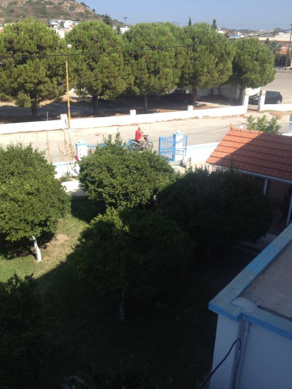 Manos Pension Faliraki Exterior photo