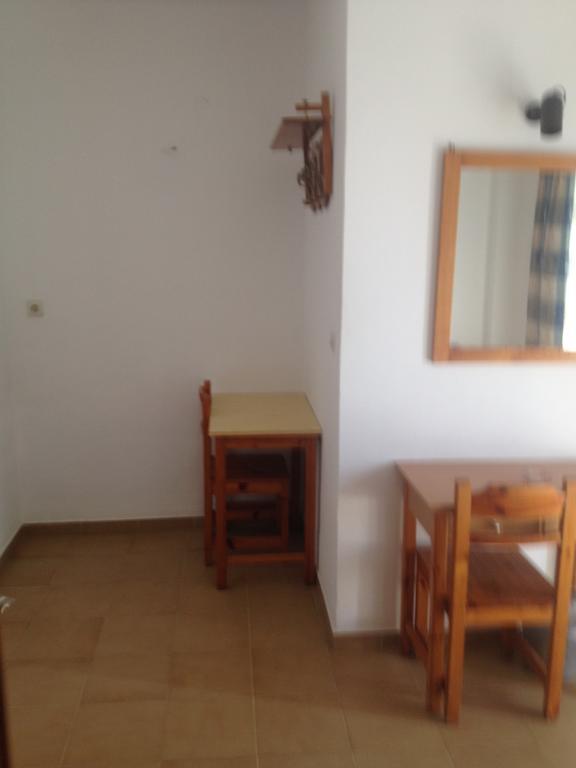 Manos Pension Faliraki Exterior photo