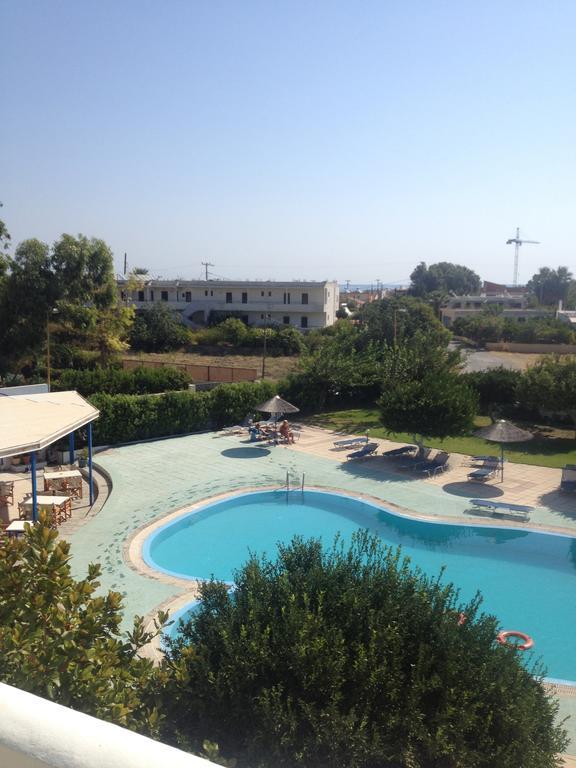 Manos Pension Faliraki Exterior photo